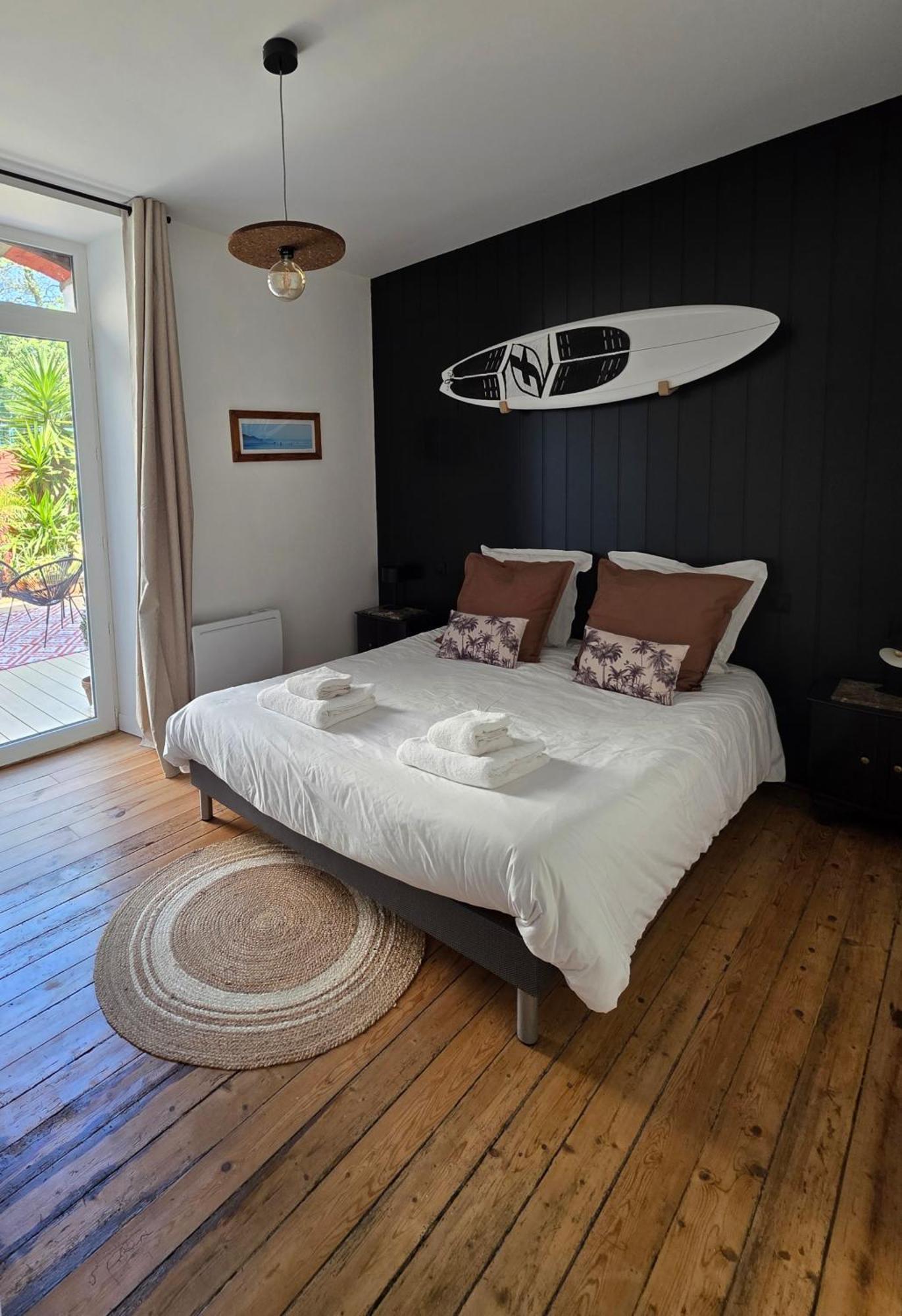 Anatoline Audierne Appart'Hotel Vue Mer - Sea & Harbor Stay Exteriör bild